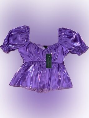 Thirty/thirty LA Shiny Puff-Sleeve Peplum Top